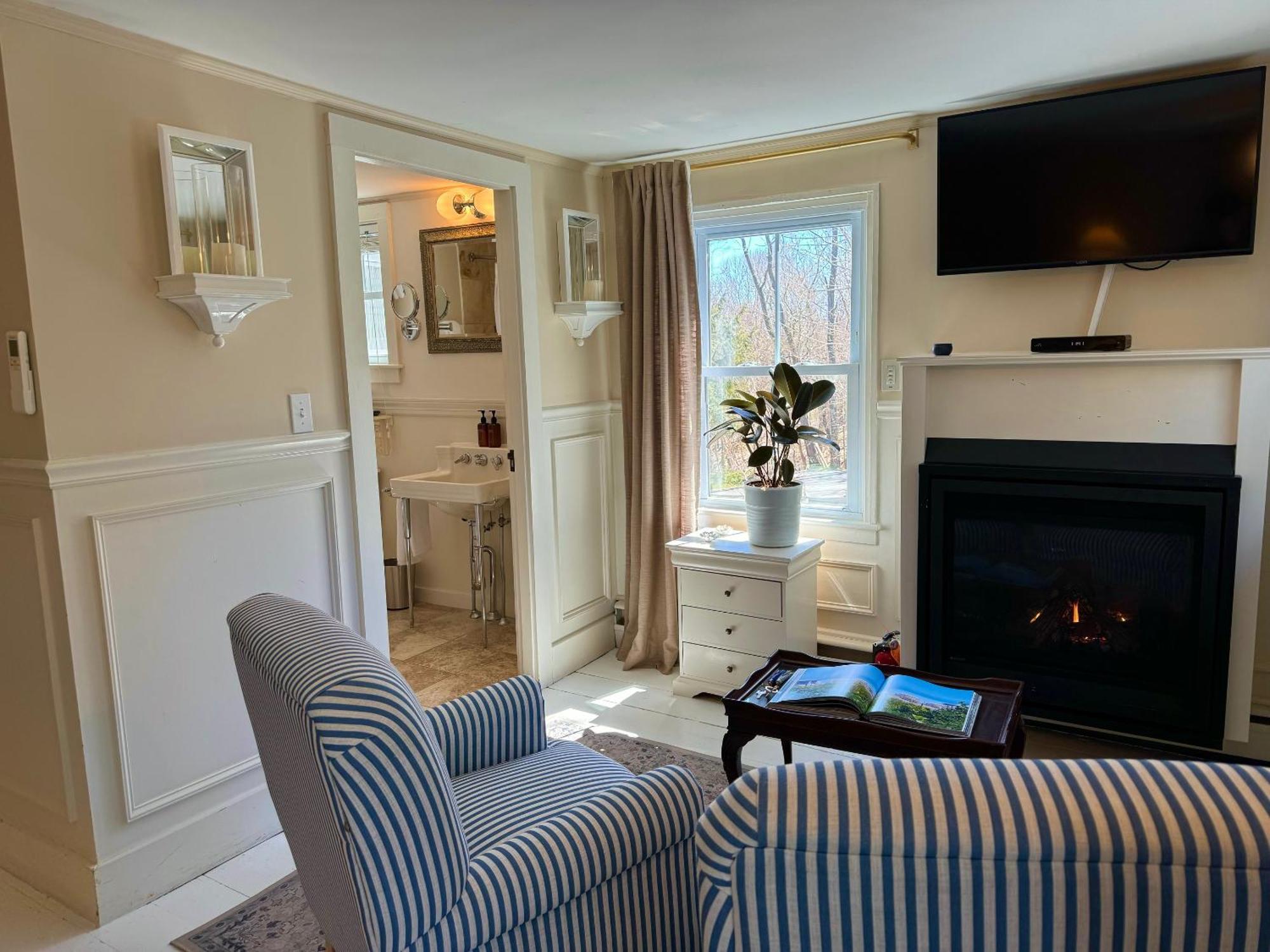 Hideaway Inn Maine 캠던 외부 사진