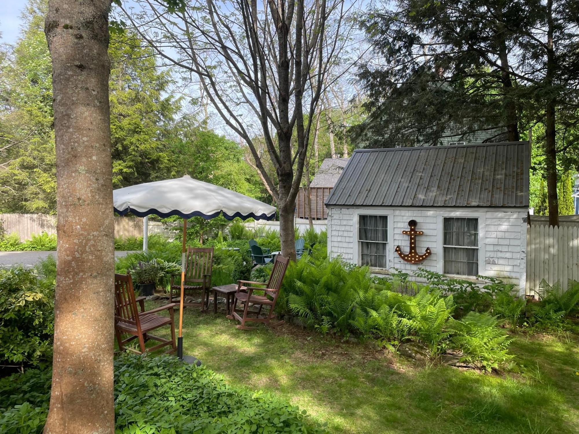 Hideaway Inn Maine 캠던 외부 사진
